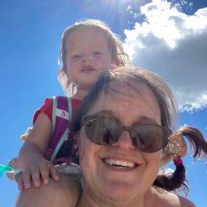 Meet your Posher, Rabia